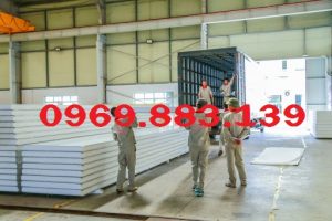 Tấm Sandwich Panel EPS Đội Ngũ Thi Công Chuyên Nghiệp